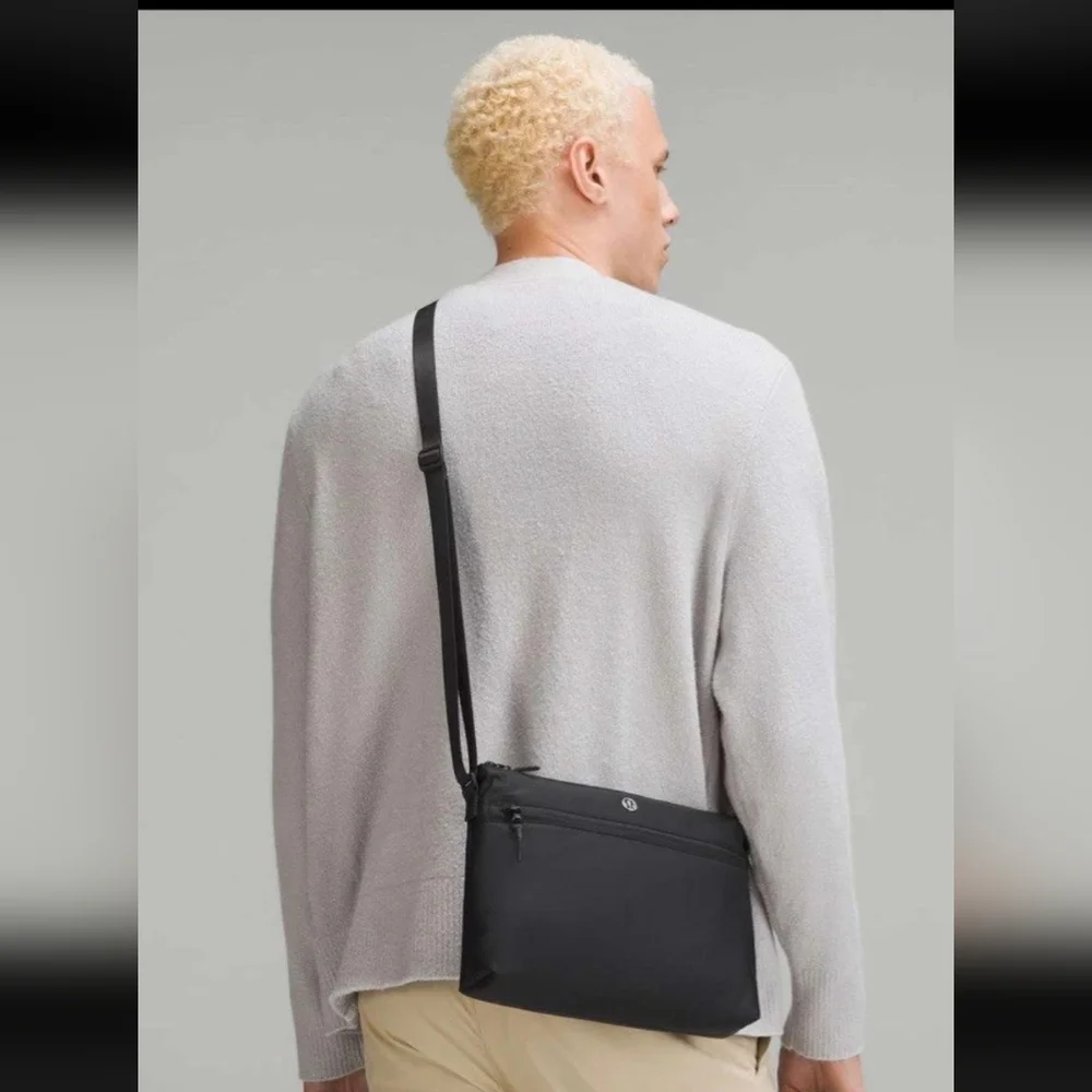 lululemon athletica Black Bag - Picture 2 of 4
